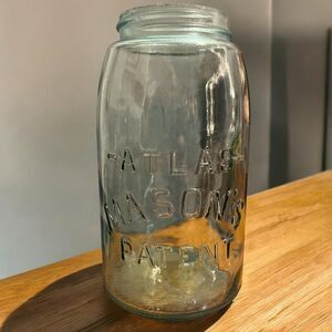 Vintage Atlas Patent 1920s 30s Rustic Mason Jar Quart Blue Glass Decor